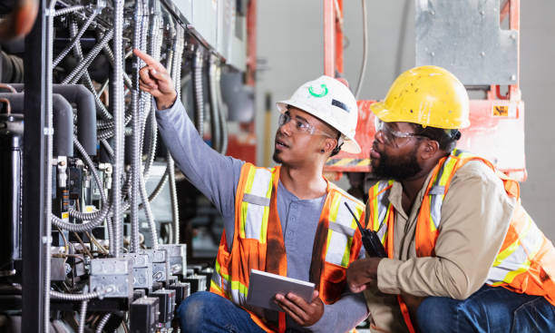 Best Best Electricians Near Me  in Oak Hill, OH